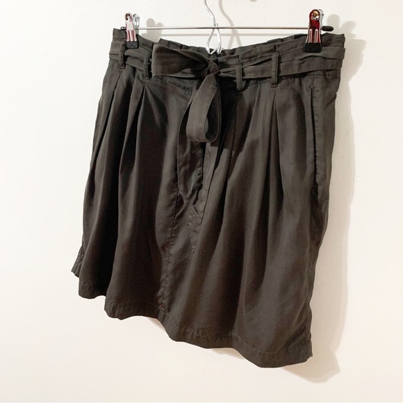 Gap Self Tie Belt Box Pleated Unlined Mini Skirt Side Pockets Size 2 Brown Gray - Picture 2 of 9